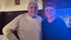 Feuerten gemeinsam ihren Bruder an: Peter (li.) und Walter Stadler.