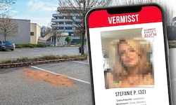 Auf diesem Parkplatz beim Casino Mond wurde der ausgebrannte, rote Golf gefunden. Stefanie P. ...