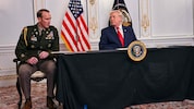 US-Präsident Donald Trump verkündet den Tod von Sarah Beckstrom. Der Mann kämpfe weiter um sein ...
