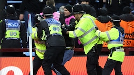 Die Situation eskalierte nach dem zweiten Treffer von Donyell Malen. 