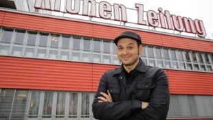 Kaya Yanar war auch schon bei der „Krone“ zu Gast, auf Instagram verkündete der deutsche ...