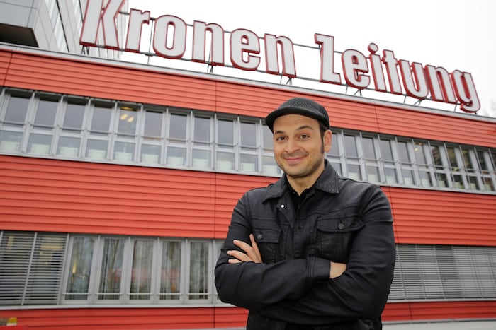 Kaya Yanar war auch schon bei der „Krone“ zu Gast, auf Instagram verkündete der deutsche ...