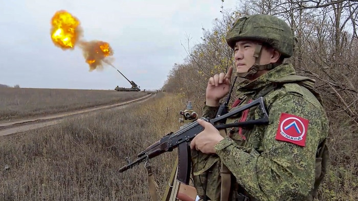 Die Finanzierung des russischen Angriffskrieges soll mit dem totalen Einfuhrverbot von Erdgas ...