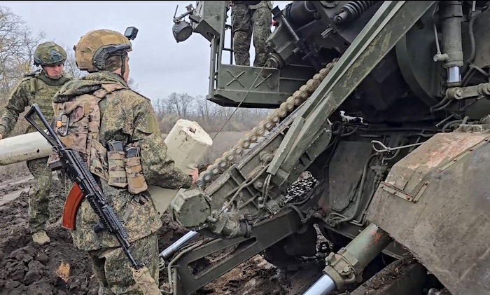 Auf beiden Seiten gibt es mittlerweile hohe Verluste zu beklagen.