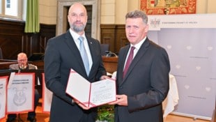 Offiziell im Amt: Christian Pawle (li.) mit Johann Fuchs