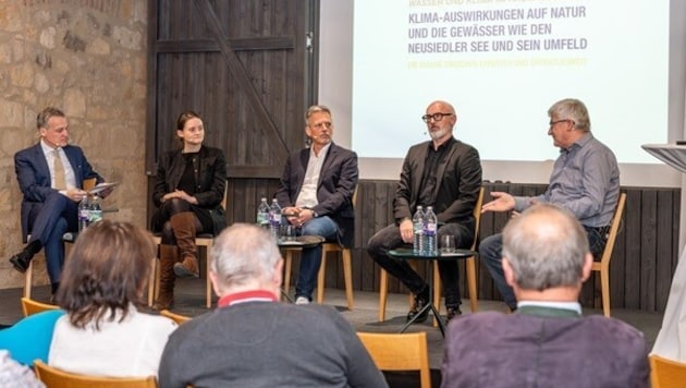 Moderator Tarek Leitner, Lina Karner (Verein Welterbe Neusiedler See), Patrik Hierner (Tourismus ...