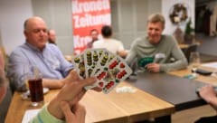 Auf ein gutes Blatt hofften alle Teilnehmer, 16 stehen nun im Finale im Jänner.