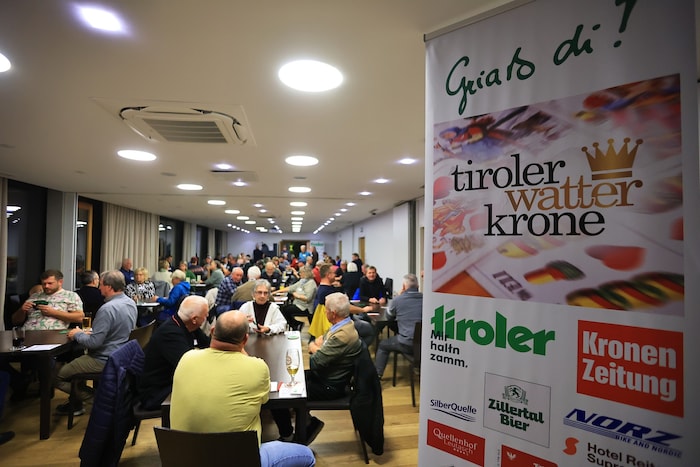 Der Saal im Sattlerwirt in Ebbs bot ein ideales Ambiente.