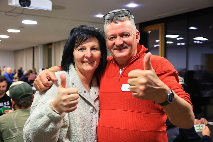 Souverän zog das Ehepaar Widner aus Hart ins Finale ein