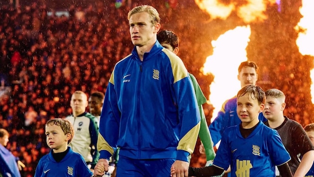 Klarer führt Bimingham als Kapitän aufs Feld