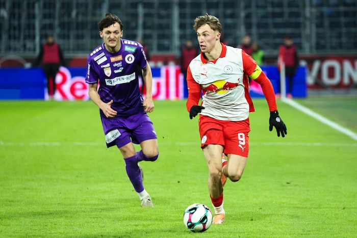 Phillip Verhounig (rechts).