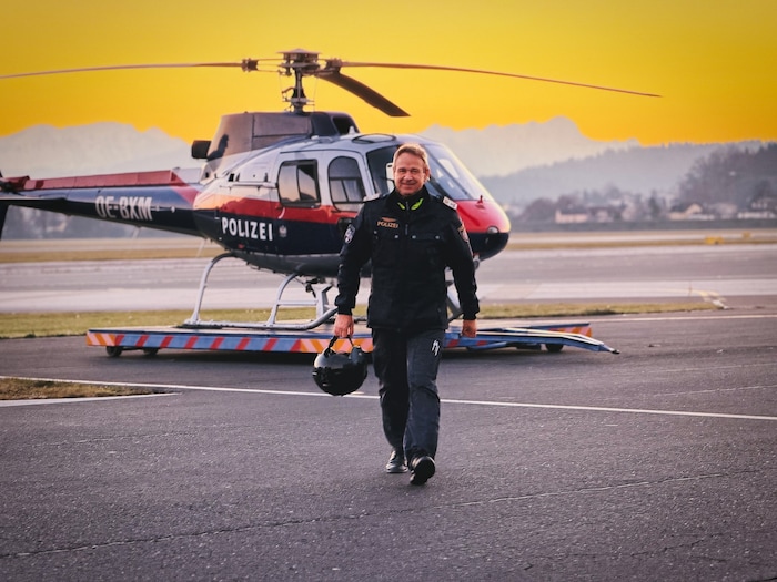 Nach 32 Jahren im Cockpit des Polizei-Hubschraubers „Libelle Kärnten“ verabschiedete sich ...