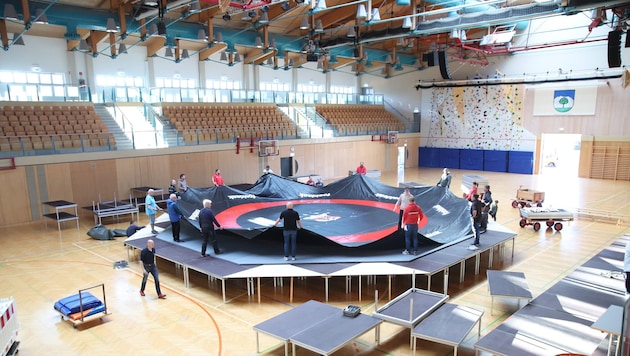 An nur einem Tag muss alles aufgebaut sein. Bei der Generalprobe musste bereits alles klappen.