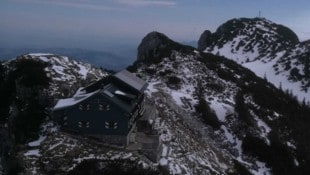 Die Gmundner Hütte liegt auf 1666 Metern am Traunstein.