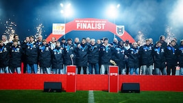 Bei den Feierlichkeiten in Wien durfte auch der Hit „I am from Austria“ von Rainhard Fendrich ...