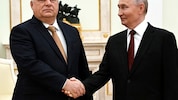 Russlands Machthaber Putin (re.) empfing den ungarischen Premier Orbán am Freitag im Kreml.