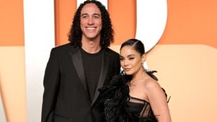 Cole Tucker und Vanessa Hudgens freuen sich über die Geburt ihres zweiten Kindes – auch wenn es ...