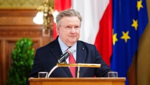 Könnte Augsburgs Umgang mit Feiertagen ein Vorbild für Wiens Bürgermeister Michael Ludwig sein? ...