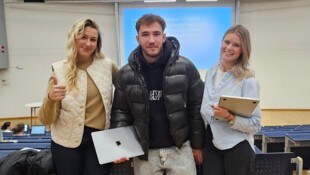 Freya Steinecker (li.) zog von der Uni Graz nach Klagenfurt.