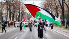 Amnesty International kritisiert die pauschale Verurteilung von pro-palästinensischen Protesten ...