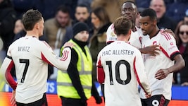 Alexander Isak bejubelte sein erstes Saisontor in der Liga für Liverpool.