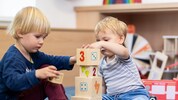 Die Plätze in Kinderkrippe, Kindergarten und Hort werden über die Anmeldeplattform Frida ...