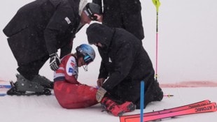 Die Tirolerin Lisa Hörhager blieb schmerzverzerrt im Schnee liegen.