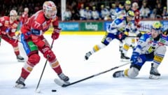 Mathias From (li.) war der herausragende Akteur bei den Rotjacken im Derby gegen den VSV.