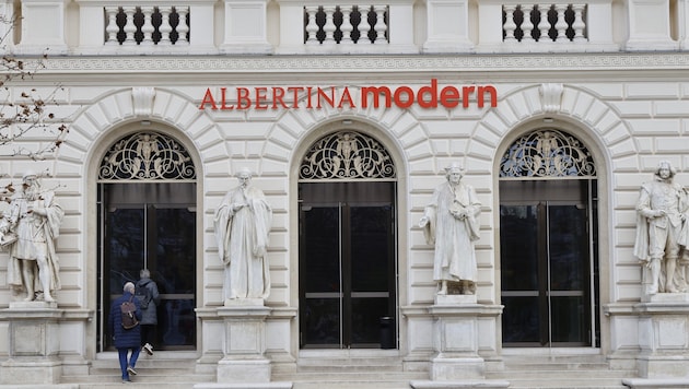 Die Schau im Künstlerhaus sorgt für Kritik bei christlichen Gruppen.