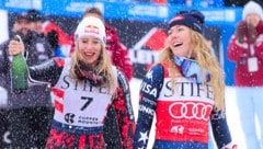 Auch für „Wunderkind“ Lara Colturi (links) gibt es derzeit kein Vorbeikommen an Ski-Queen ...