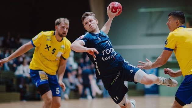 Mit links avancierte Raphael Muck zum Topscorer der Vöslauer Handballer