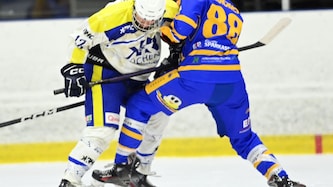 Markus Premig mit Kappel (li.) im ersten Saisonspiel.