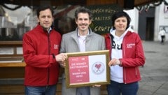 Caritas-Wien-Direktor Klaus Schwertner, Gastro-Obmann Thomas Peschta und „Gruft“-Hausherrin ...