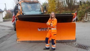 Seit vier Jahren ist Lisa Grillneder mit dem Schneepflug unterwegs.