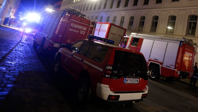Rund 60 Feuerwehrleute standen im Einsatz. (Symbobild)