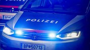 Mit bis zu 200 am Tacho fuhr die Polizei hinterher. (Symbolbild)