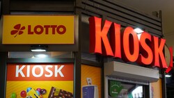 In der Nacht von Freitag auf Samstag betraten die mit einer Machete bewaffneten Buben (13) das ...