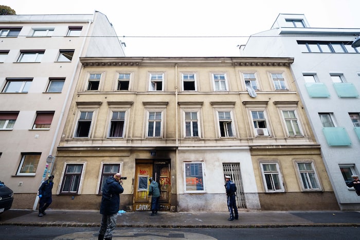 Das Haus ist nach dem Brand in einem völlig desolaten Zustand.
