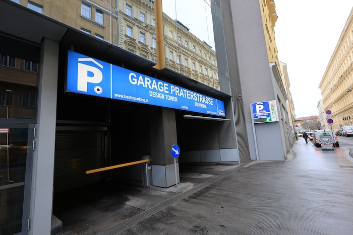 In jener Garage wurde der Ukrainer übel zugerichtet und ins Auto seines Vaters verfrachtet.