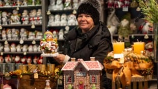 Schneemänner, handgemacht, so weit das Auge reicht.