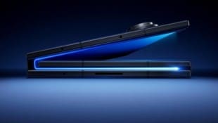 Aus einem 12,9-Millimeter-Handy mit 6,5 Zoll Diagonale wird beim Galaxy Z Trifold ein rund vier ...