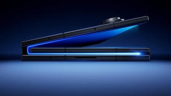 Aus einem 12,9-Millimeter-Handy mit 6,5 Zoll Diagonale wird beim Galaxy Z Trifold ein rund vier ...