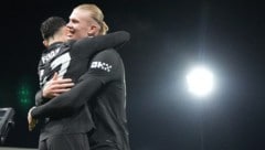 Erling Haaland bejubelt seinen 100. Premier-League-Treffer.