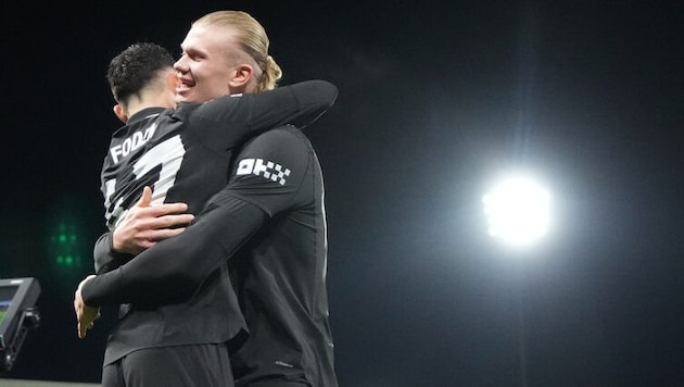 Erling Haaland bejubelt seinen 100. Premier-League-Treffer.