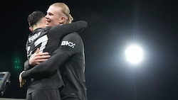 Erling Haaland bejubelt seinen 100. Premier-League-Treffer.