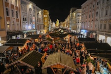 Die Welser Weihnachtswelt könnte heuer erstmals die Marke von einer Million Besuchern knacken. 