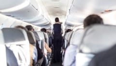Für mehr Platz soll man im Flugzeug einer bestimmten Fluglinie jetzt auch mehr zahlen