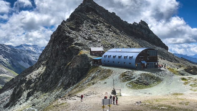 Die Stüdlhütte, Zwischenstation für viele Bergsteiger bei einer Tour auf den Großglockner.