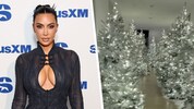 Kim Kardashian protzt zu Weihnachten und wird von ihren Fans harsch kritisiert.