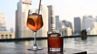 In Thailand wurden die Alkoholgesetze für ein halbes Jahr gelockert. Laut der Regierung handelt ...